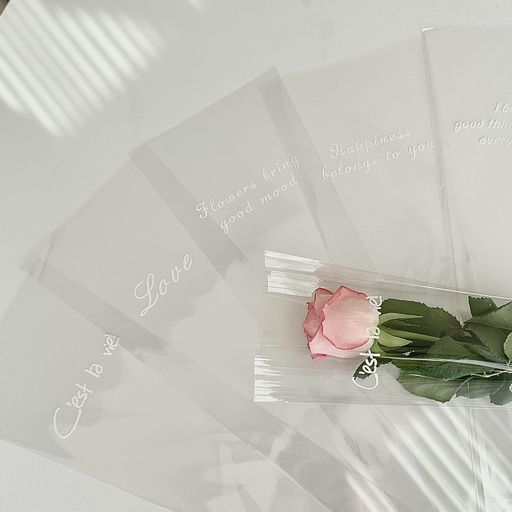 50個ラッピング透明切り花花束ギフト包装防水三角opp袋破れにくいラッピングの包装フィルム小分けプレ..