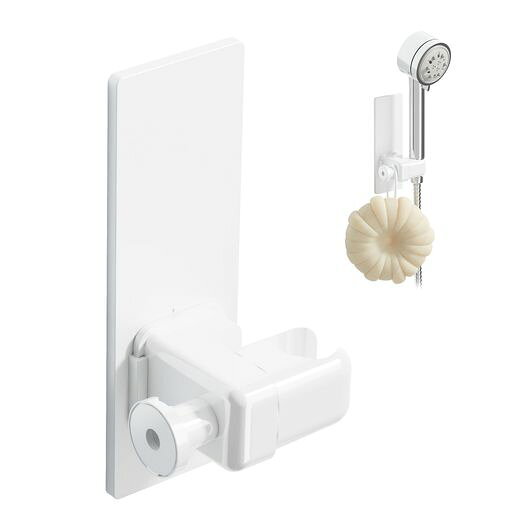 【強力マグネット】Toski シャワーホルダーは強力なマグネットを採用しているため、工具や穴あけが不要で壁を傷つけることなく簡単に取り付け・取り外しが可能。賃貸住宅でも安心使用でき、子どもの成長に合わせて細かい位置調整も簡単に調整可能です。 【水流安定で両手を自由に使える】シャワー位置をしっかり固定することで水流が安定し、髪や体を洗う際に両手を自由に活用できます。日常の入浴はもちろん、細かい洗い流し作業もスムーズに行え、入浴時間を快適に過ごせます。 【無段階調整機能】マグネットシャワースタンドは高さや角度を無段階で自由に調整できるため、大人から子どもまで自分に最適な姿勢でシャワーを浴びられます。入浴介助のように体勢が低くなる場面でも活躍し、幅広いシーンで使い勝手が良いです。 【多機能フック付き・小物収納も簡単】本体にフックが付いているため、浴用スポンジやブラシなどの浴室小物を手元に収納できて便利。本体は取り外しが簡単なので、水で洗い流すだけでいつも清潔に保て、背面の滑り止めストリップで使用中のズレも防止します。