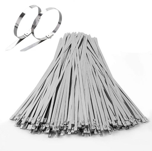 【商品仕様】ステンレス結束バンド(304ステンレス鋼製)x100本 サイズ:4.6mmx300mm 100本入りでコスパ抜群、本数を気にせずに使用することができます。室内、室外問わず、アイデア次第で様々な用途に活用できます。 【耐久性】高品質のSUS304素材を採用し、耐食性、耐酸性といった錆や腐食に強い特徴があります。高温・腐食しやすい雨ざらしの環境でも、 しっかりと対象物を結束したまま、長期間持続することが出来る商品です。 【強力な結束力】ヘッド内部に小さいなボールが入って、タイをスムーズに挿入させ、ヘッド部の傾斜で強い摩擦力を発生させ、強力な結束力を得て緩まずしっかりと結束します。強度が頑丈なので、重い物や高熱が発生する箇所を結束することができます。 【様々な用途】 防錆性、耐候性に優れたステンレス製で、屋外の使用に最適です。高温の排気管、ホースや配管、バイク、電柱へケーブル、車マフラーカバー、標識板、電線、ホースや配線・柱・ポール・ケーブル等の固定や結束に。 【繰り返し】:もし間違って締め付けても専用のリリースキーを使用すれば元に戻すことも可能です。本製品は繰り返し使用できる