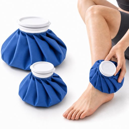 S+M サイズ 2 個セットで汎用性抜群】 S サイズ(Φ15.0cm/350ml)と M サイズ(Φ23.0cm/2000ml)の 2 個セットで、体の部位や用途に合わせて使い分け可能。 首・手首・肘・膝・関節など、様々な部分にフィットし、スポーツ時のクールダウンから日常の暑さ対策まで幅広く活躍します。 【結露・水滴が発生しにくい防湿加工】 高品質な裏地素材を採用し、結露や水滴が発生しにくい設計。衣服や床を濡らさず、快適に使用できます。 気温差が大きい場合でも、タオルに包んで使用することでより安心してご利用いただけます。 少量の塩を加えると、冷却持続時間をさらに延ばすことも可能です。 【徹底水漏れ防止設計】 注水口にシリコンゴムパッキンを搭載し、隙間ができにくい構造。 フタには滑りにくい凹凸グリップを採用し、しっかり締め込めるため、激しいスポーツ中でも水漏れの心配がありません。 独自の耐久性試験をクリアし、長期間安心して使用できる品質を実現しています。 【大口径で氷が入れやすい】 約 5cm のゆったりとした大口径を採用。 大きな氷でもスムーズに投入可能。