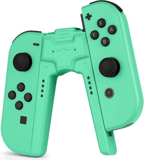 互換性抜群: Switch OLED本体およびJoyconコントローラーに完全対応した充電ハンドル設計 充電機能搭載: Joyconを装着したまま充電可能なグリップ型充電ベースで、プレイ中も継続的に充電 人間工学設計: 長時間のゲームプレイでも快適な持ち心地を実現する、握りやすいグリップ形状 スタンド機能: 付属のブラケットで安定した設置が可能、使用しない時も効率的に収納可能 多機能設計: コントローラーホルダーとしても使用可能で、ゲーム環境をスマートに整理できる便利な設計 簡単取り付け:Joy-Conをグリップにスライドさせるだけで簡単に取り付けができ、すぐにゲームプレイを開始できます。取り外しも簡単で、使い勝手に優れた設計となっています。