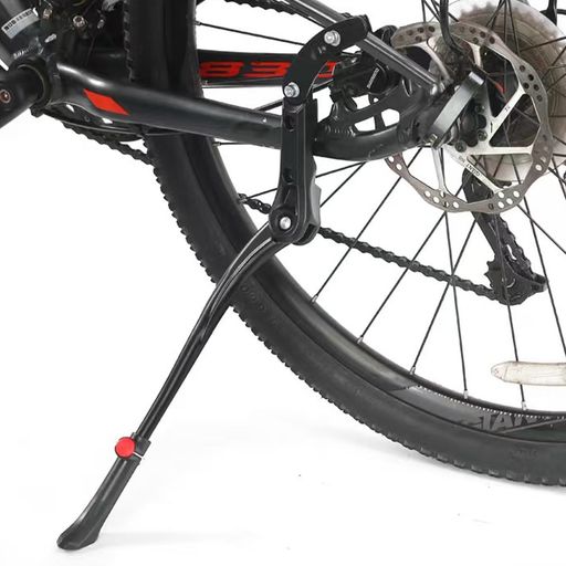 【自転車キックスタンド】自転車用キックスタンドで、24/26/27.5/29 インチのホイールに対応。長さ調節範囲は 29~33cm で、様々な車種に合わせて安定して設置できます。 【高品質アルミ合金】上質なアルミ合金を使用し、軽量で強度が高くサビにくい。長期間の使用にも耐える耐久性を備え、自転車の負担を軽減する優れた素材です。 【取り付け簡単】取り付けは簡​​単で、工具も付属しているので、初心者でも簡単に使えます。すっきりとしたデザインなので、調整も簡単で、誰にとっても便利です。 【調節可能】スタンドの長さが 29~33cm の範囲で自由に調節でき、車体の高さに合わせて最適な位置に固定。安定性が高く、駐輪時に安心です。 【多目的】ロードバイク・クロスバイク・マウンテンバイクなど様々な車種に対応。街乗りからサイクリングまで、多目的に活躍する汎用スタンドです。
