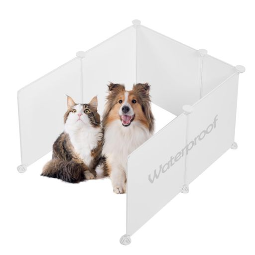 特大DIYエンクロージャー:あらゆる種類の猫用トイレ用の全体的なL27.9 "xW21.5" x H17.6"(手の測定では約1/2インチの不一致があります)スプラッシュガード。ご注文前に、ごみ箱と設置面積を測定して、囲いのサイズが適切であることを確認してください。 猫トイレ収納・隠しにも最適: スタイリッシュなデザインで、猫トイレを目立たせたくない方にぴったり。猫トイレ収納や隠しスペースとしてもご利用いただけます。 DIY可能なペットガード柵: プラスチックシートとコネクターで構成された設計で、サイズや形を自由に調整可能。囲いや仕切りとしても利用でき、快適な猫用空間をカスタマイズできます。 お手入れ簡単・防水設計: 高品質な防水プラスチック素材を採用。汚れが付きにくく、濡れた布でさっと拭くだけで清潔を保てます。メガトレーライナーと併用することでさらに便利に。 簡単組み立て設計: 工具不要で誰でも簡単に組み立て可能。しっかりした構造で、シートのワイヤーをコネクターに正しく挿入するだけで安定した囲いが完成します。