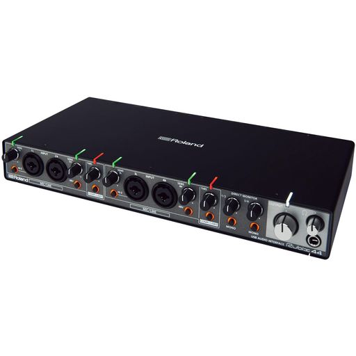 最大24bit/192kHz。4in/4outのUSBオーディオ・インターフェース 低ノイズ、高音質設計のマイク・プリアンプを4機搭載 ギターなどのハイ・インピーダンスの入力に対応したHi-Zインプット搭載 クリアな音質を実現する、徹底した低ノイズ設計と堅牢なメタル・ボディ 安心の録音環境を提供する視認性の高いレベル・インジケーターとコンプレッサー/リミッター搭載