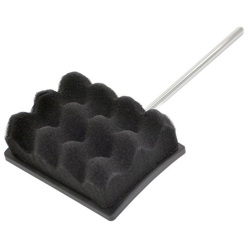 音量を抑えたバスドラムサウンドが得られる、スポンジ製ヘッドのペダルビーター「SOFT SOUND BEATER」 アコースティックライブや小さいステージでの演奏、繊細さが要求される楽曲でのアンサンブルなど、様々なシチュエーションで活躍します もちろん、ドラムセットを使っての練習の際にもお勧めです ペダルビーターを取り換えるだけのシンプルな使い方で、通常のビーターのドラムペダルを踏んでいるような自然な踏み心地 SPEC.: ■ 重量 : 83g ■ シャフト径 6.3mm ■ ヘッド材質 : スポンジ