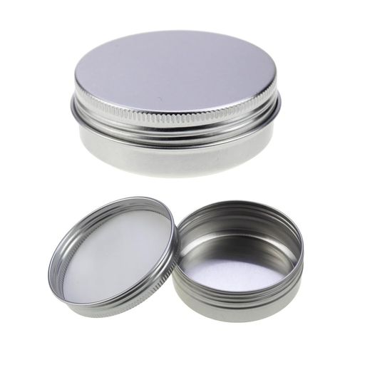【商品仕様】:サイズ:40*16mm 15ml 2個セット 【高品質な素材】アルミ製で軽量かつ耐久性があり、クリームなどの化粧品を詰め替えるのに最適です。スクリューキャップで蓋がしっかり閉まり、開閉も簡単にしていただけます。 【耐久性】空きアルミ缶はアルミケースの場合、万が一落としてもガラスやプラスチック素材の様に割れ、欠け、亀裂が入ることは無いので長く使用出来ます。また錆にくいため、アルミ金属の質感を維持したまま使用できます。 【 気密性が良い 】アルミ缶は 側面にローレット加工を採用、蓋の開閉が楽に行えます。ネジ式トップキャップにより 、 安全で耐久性があり 、 安全に保つことができます。しっかりと保持し 、 漏れを防ぎます。旅行や普段の持ち運びの際に役立ちます。 【幅広い用途】化粧クリームやヘアワックス、スキンケア製品はもちろんビーズ、ネイルのデコパーツ、ピアス、ピン、手芸パーツ、金具パーツ、文房具用品など、細々した小物の収納に適しています。プレゼント用にも最適です。