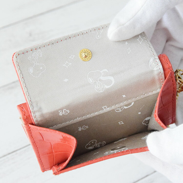 スヌーピー Snoopy本革 3つ折れ財布 ベージュ コーラルスヌーピー グッズ 大人 向け スヌーピー財布 ミニ コンパクト ミニマル 折りたたみ レディース ウォレット 小銭入れ 本皮 本革 牛皮 ギ