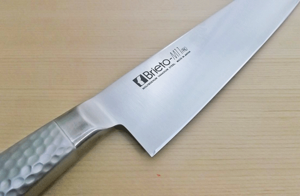 包丁とナイフ、はさみの杉山刃物店のブライト Brieto-M11PRO　牛刀240　【送料無料】｜アングル2