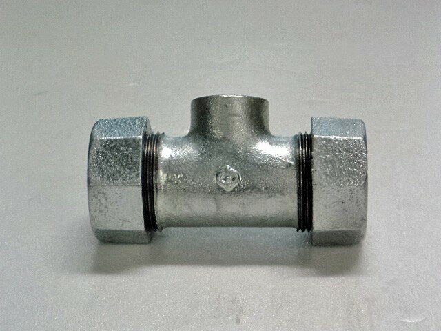 リケン LAカップリング HI-LAマルチ型 チーズ枝部ネジ付き(めっき品) 1 1/2