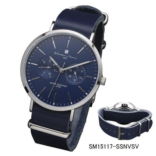 腕時計 サルバトーレマーラ SM15117 メンズ・レディース 腕時計 追求したミニマムデザインは結果としてスタイリッシュになる。 ただシンプルなだけではない、日付と曜日表示という腕時計に 要求される必要機能もしっかりと満たしています。 38mmのケースサイズはジェンダーレス化も実現、男性だけでなく 女性にもフィットするサイズ感に仕上がっています。 【仕様】 ・ケース：ステンレススチール ・ガラス：ミネラルクリスタルガラス ・ムーヴメント：国内メーカー製クオーツ（月差±20秒） ・ベルト：レザー ・防水：3気圧防水 ・ケースサイズ：38×38mm（リュウズ除く）ケース厚み8mm ・ベルト幅：18mm ・手首周り：最小：約14cm、最大：約20cm ・重さ：約43g 【付属品】 ・保証書（期間1年）、取扱説明書、ケース