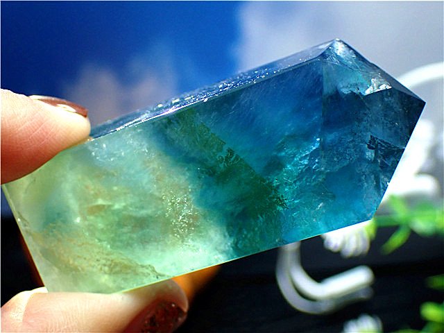 フローライト (蛍石) 六角柱 ★天然石 【台座 付き】【送料無料】 32F06/BYT6F2