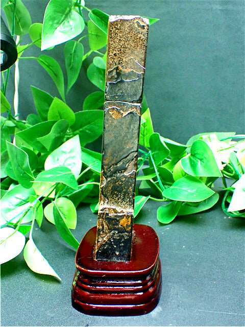 タイガーアイ原石 天然石【金運UP】【送料無料】【台座 付き】58A25/B82A3