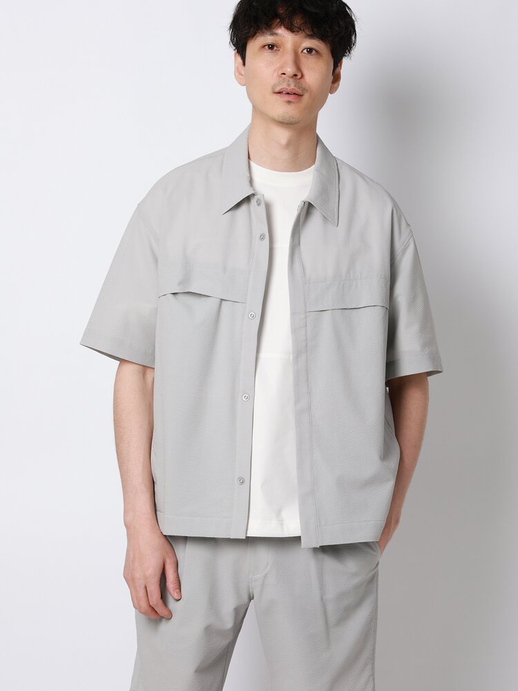 樂天商城 - FLAT 清涼 すぐ乾く シャツ メンズ 半袖 春夏 グレー 灰色 ネイビー 紺色 無地 洗える ウォッシャブル 動きやすい ストレッチ レギュラーカラー 通気性 シアサッカー 胸ポケット トップス 半袖シャツ スポーティー カジュアル ビジカジ オフィス