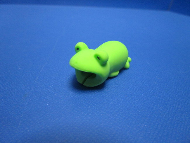 在庫処分 DREAMS｜ドリームズ ケーブルバイト CABLE BITE Frog カエル VRT42574 ゆるカワの動物