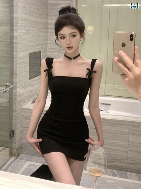 レディース トップス オシャレ 韓国 夏の 女性用 黒 サスペンダー ドレス 小柄な ホット ガール バタフライ ノット バック パック ヒップな ショート スカート フレンチ セクシー