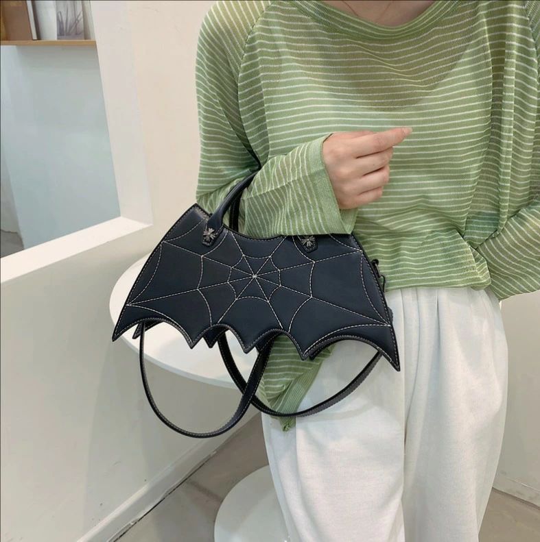 バッグ ショルダーバッグ 斜め掛けバッグ ロリータバッグ ハンドバッグ コウモリ ゴスロリ風 合革 PU カバン コウモリ形バッグ ハロウィンパーティー イベント 個性的 2wayバッグ ロリータファッション ロリータコーディネート 5色