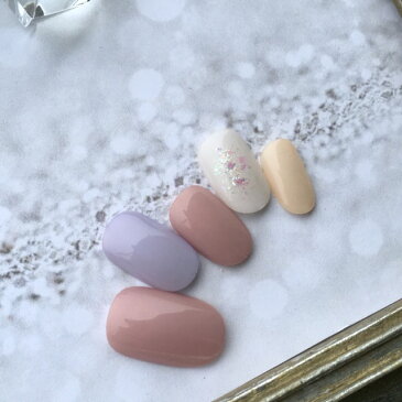 ネイルチップ|フラットなネイルで子育て中もオフィスでもベージュアラカルトシンプルネイル短い爪ベリーショートからロングチップのつけ爪選べるサイズでぴったりネイルジェルネイルでワンランク上のチップを是非!入学式や卒業式にも人気!