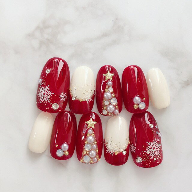 ネイルチップ クリスマス デザイン つけ爪 ベージュ かわいい ショート ロング シンプル プレゼン 母 nail 冬 短い爪 小さい爪 大きい爪 ベリーショート ちび爪 付け爪　ジェルネイル　ラウンド●ボルドー レッド アイボリー 赤 雪 スノー 雪の結晶 クリスマスツリー 60