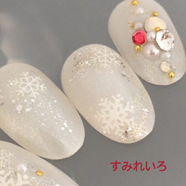 ネイルチップ デザイン つけ爪 かわいい シンプル ショート ロング シンプル プレゼント 母 nail 冬 短い爪 小さい爪 大きい爪 ベリーショート ちび爪 付け爪 ジェルネイル●パールホワイトスノーストーン盛りシルバーラメネイル