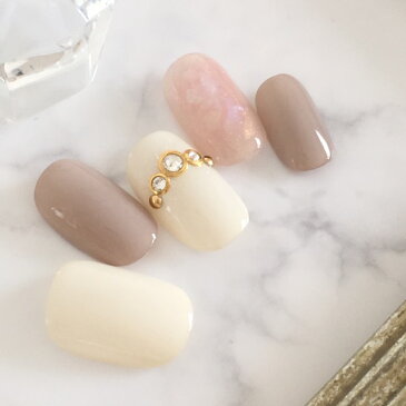 ネイルチップ つけ爪 かわいい デザイン シンプル ショート ロング シンプル 成人式 nail プレゼント 母 短い爪 小さい爪 大きい爪 ベリーショート ちび爪 結婚式 ウェディング 付け爪　ジェルネイル●アイボリーグレージュホロオーロラクラッシュリングストーン