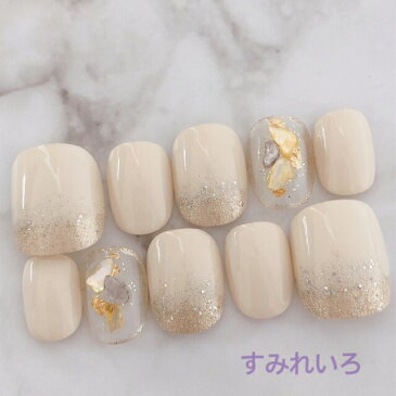 ネイルチップ つけ爪 デザイン かわいい ショート ロング シンプル 成人式 nail プレゼント 母 短い爪 小さい爪 大きい爪 ベリーショート ちび爪 結婚式 ウェディング 付け爪　ジェルネイル●アイボリークラッシュシェルストーンゴールド囲みネイル a/n