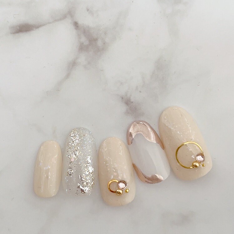 ネイルチップ つけ爪 ブライダルネイル かわいい ショート ロング デザイン 夏ネイル nail プレゼント 短い爪 小さい爪 大きい爪 ベリーショート ちび爪 大人ネイル 付け爪　オフィスネイル　シンプル【1929】アイボリーミラーネイルホイルダスト