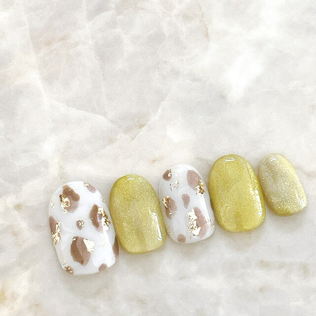 ネイルチップ つけ爪 ブライダルネイル ショート ロング デザイン 大人ネイル nail イエローネイル 小さい爪 大きい爪 ベリーショート ちび爪 フラワーネイル 付け爪　オーダーネイル　お花【2046】レモンイエローマグネットネイルレオパードヒョウ柄