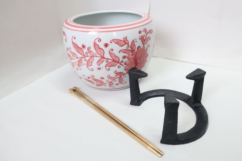 ☆手火鉢セット（赤白花柄）五徳（