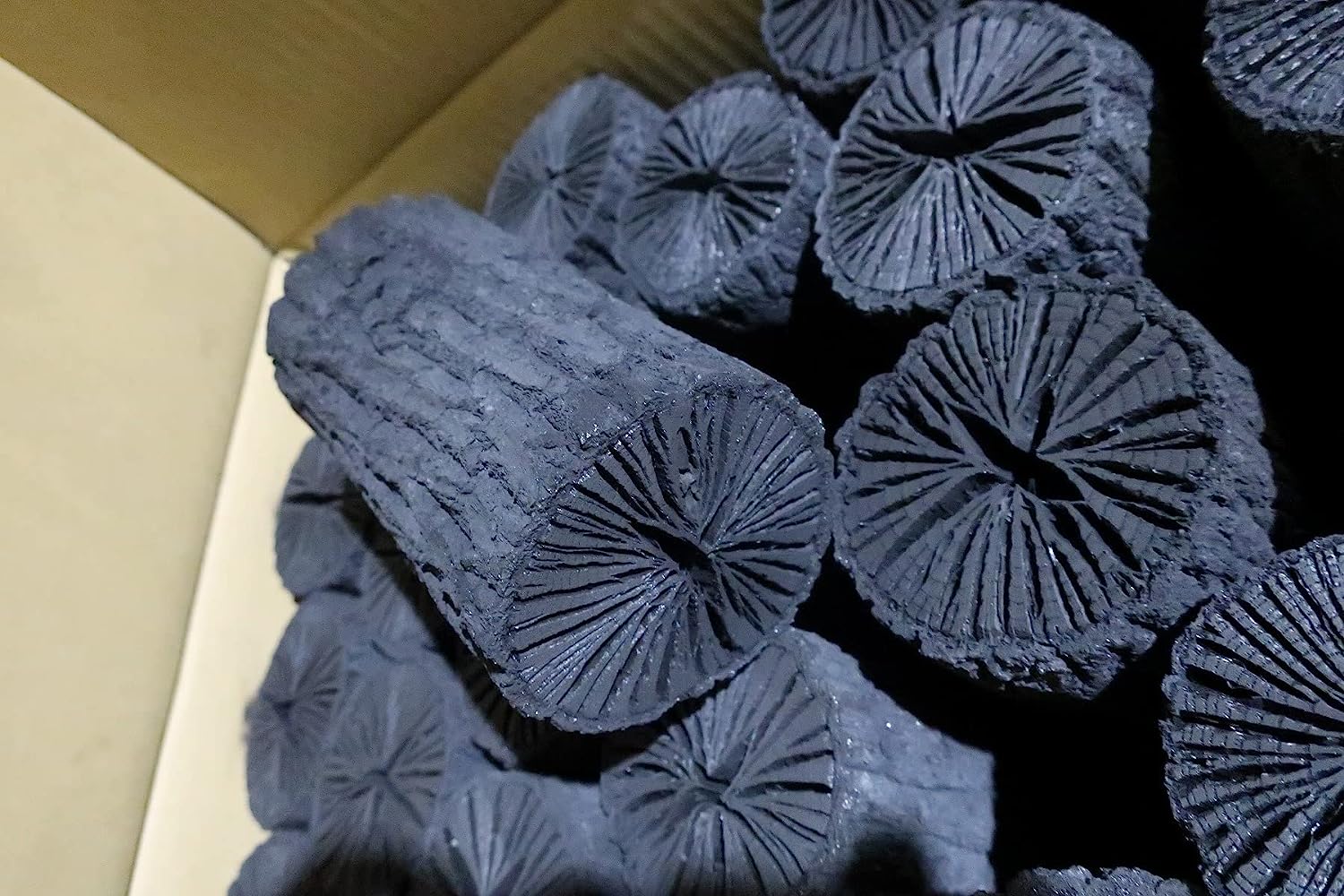 クヌギ炭 菊丸 15cm 正月飾り インテリア　10kg　直径7cm～9cm　20本位