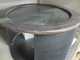 信楽焼金魚鉢　陶水槽丸（黒釉）大　W310×D170×H330　浄水竹炭5枚付