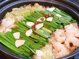【北海道、沖縄除き送料無料】醤油味　博多　もつ鍋つゆストレートタイプ日本食研 　1袋3〜4人前/袋