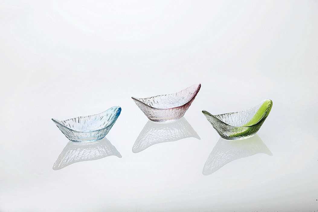 硝子ミニ小付　浮舟　浅紫（コハク）