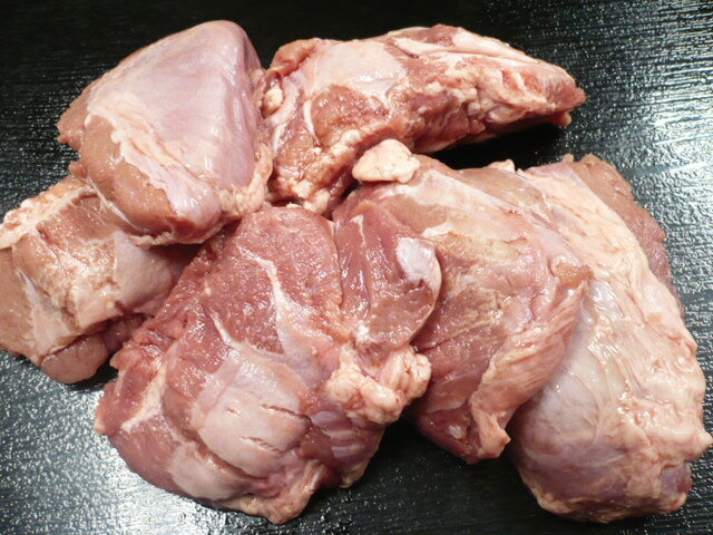 国産豚のほほ肉　ブロック　　約500g