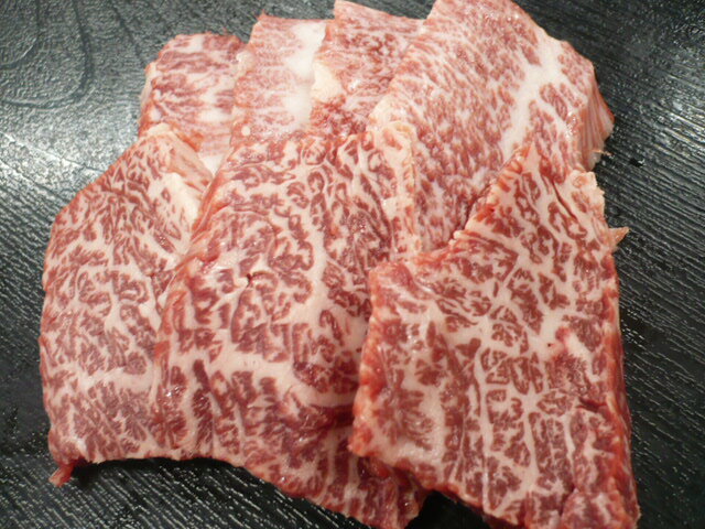 サービス品 黒毛和牛 上カルビ 200g 黒毛和牛 和牛 カルビ 国産 牛肉 肉 焼き肉 焼肉 用 お取り寄せ グ..