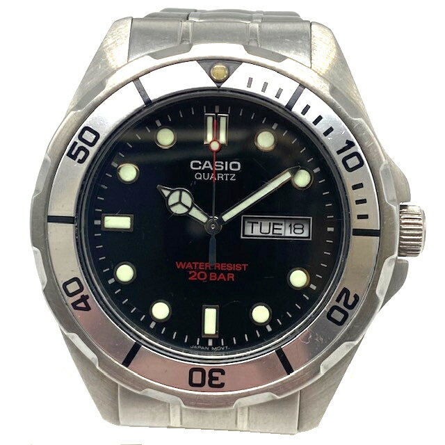 CASIO　カシオ　ダイバーウォッチ　EF−200　SS　クォーツ　腕時計　メンズ
