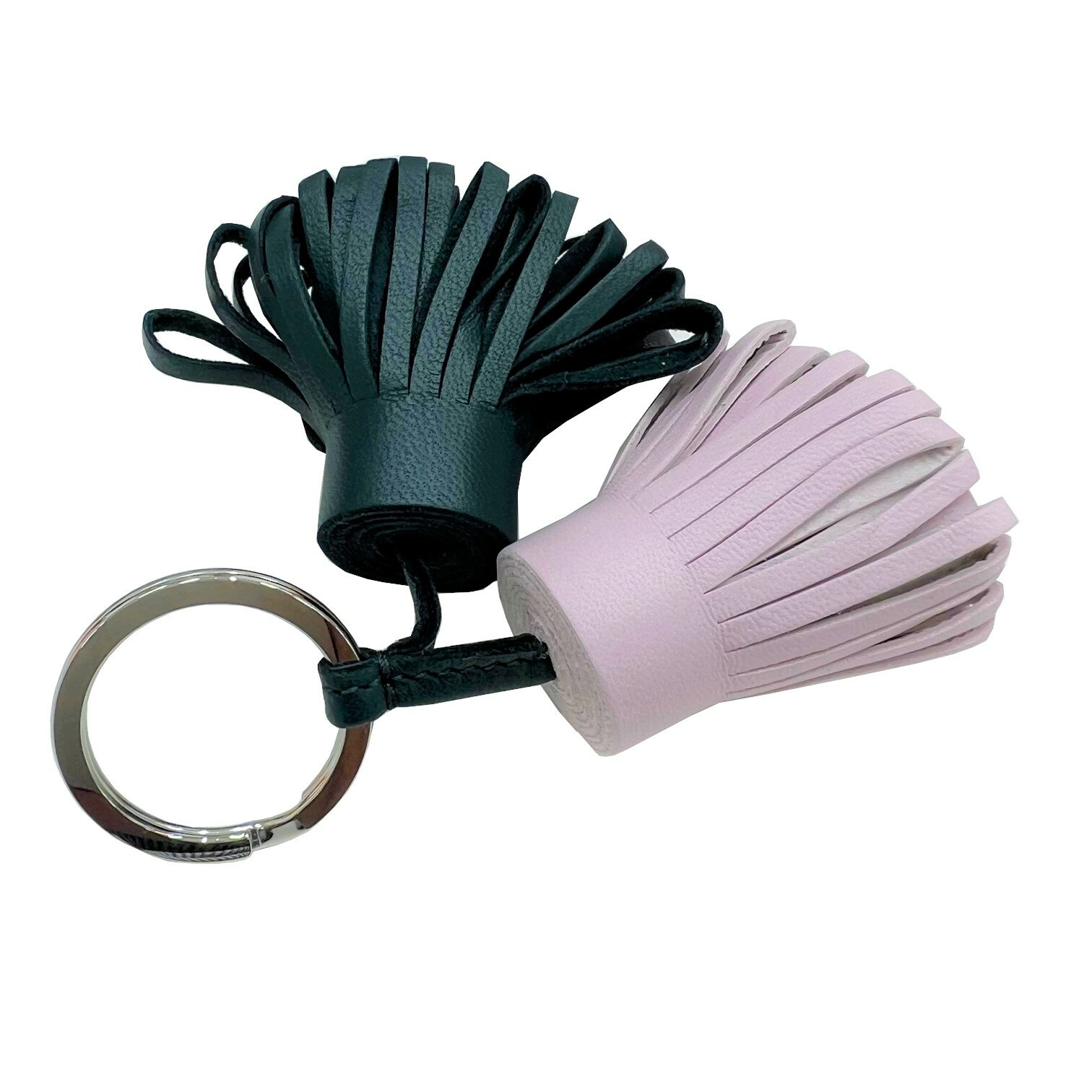 【新品】HERMES エルメス カルメン ウノドス チャーム ヴェールシプレ モーヴペール キーリング キーホルダー バッグチャーム 新品 レディース メンズ 人気 小物【ブランドギャラリー心斎橋店】のサムネイル