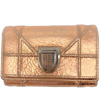 Christian 中古 クリスチャンディオール ディオラマ Dior レディース財布 ディオラマ ブランドギャラリー心斎橋店 Christian Christian メタリック ピンクゴールド カーフ 折り財布 レディース Ma0180 三つ折り財布 三つ折り財布 店 中古 クリスチャンディオール Christian 中古 クリスチャンディオール ディオラマ Dior レディース財布 ディオラマ ブランドギャラリー心斎橋店 Christian Christian メタリック ピンクゴールド カーフ 折り財布 レディース Ma0180 三つ折り財布 三つ折り財布 店 中古 クリスチャンディオール