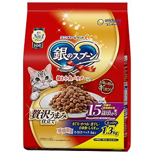 ユニ・チャームペット 銀のスプーン 贅沢うまみ仕立て 15歳頃から【まぐろ・かつお・煮干し・白身魚・しらす入り】1.3kg オリゴ糖 ビタミンE ペット用品 猫用品 キャットドライフード 高齢猫用ドライ
