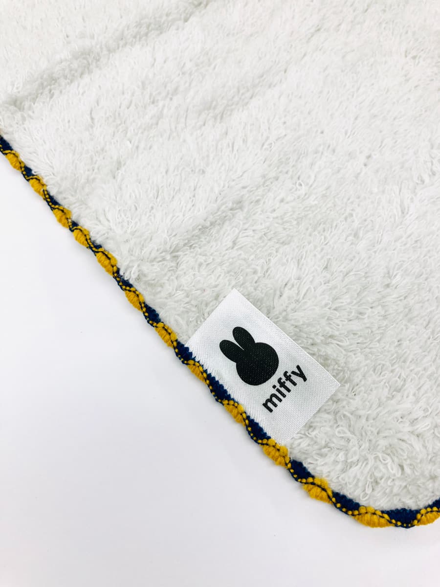 ミッフィー ふわふわ刺繍ハンカチーフ ベージュ BS25-27 スクエア square キャラクターグッズ かわいい 大人 DickBruna タオルハンカチ パイピング ワンポイント プレゼント ギフト