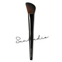 laura mercier ローラ メルシエ アングルド チーク コントゥアー ブラシ/チークカラー用ブラシ 正規品 グラデーション チークブラシ メイクアップブラシ 高品質 プロ仕様 コントゥアーブラシ
