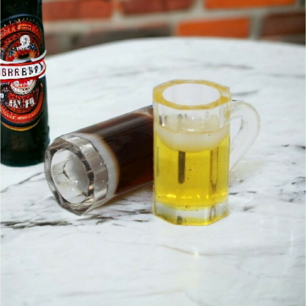 90000264（1点）ミニチュアドールハウス 生ビールジョッキ & ショットグラス　生ビールジョッキミニチュア　ドールハウスバーアクセサリー　ドールハウスミニチュア飲み物　ミニチュアビールバー装飾品