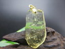 【ペンダントトップ 】リビアングラス4.5g【一点物】【鑑別済み】