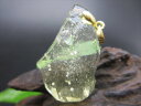 【ペンダントトップ 】リビアングラス4.5g【一点物】【鑑別済み】