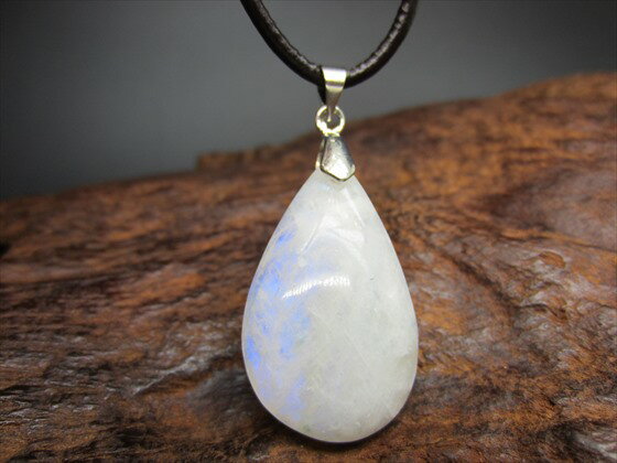 【ペンダントトップ】ブルームーンストーン5.5g【一点物】