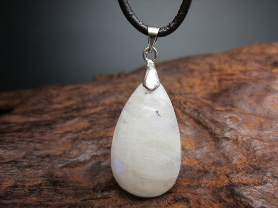 【ペンダントトップ】ブルームーンストーン5.5g【一点物】