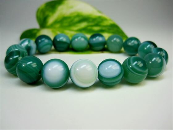 【ブレスレット】緑天眼石品質AAA（熱処理）Φ12±0.2mm【一点物】