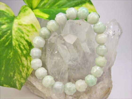 【ブレスレット】翡翠(ジェダイト)蓮花カット10×Φ10mm