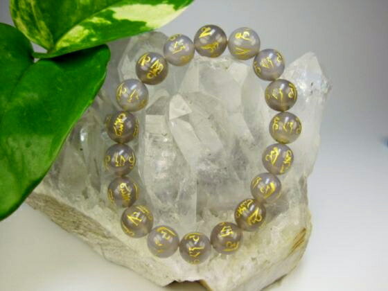 【均一ブレスレット】グレーアゲート六字真言Φ10±0.2mm