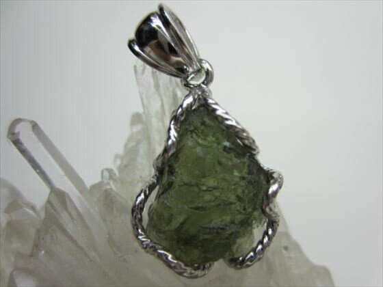 【ペンダントトップ】モルダバイト4.3g【鑑別済み】【一点物】