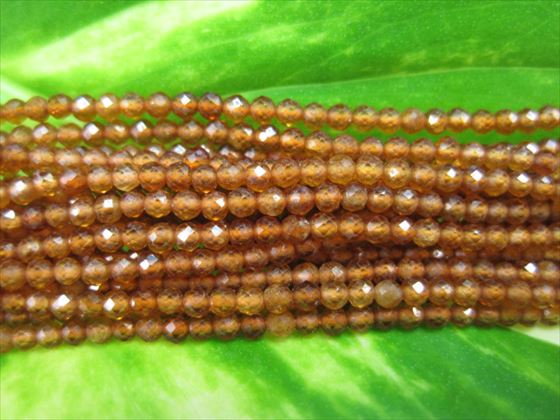 【連売り商品】マンダリンガーネット多面カット品質AAAΦ2±0.2mm